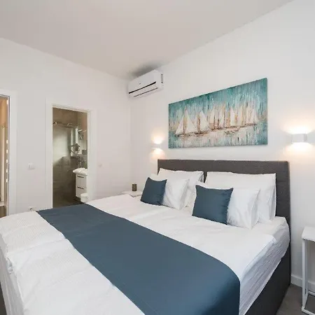Stunning In With Outdoor Swimming Pool, Sauna And Wifi Vila Vir